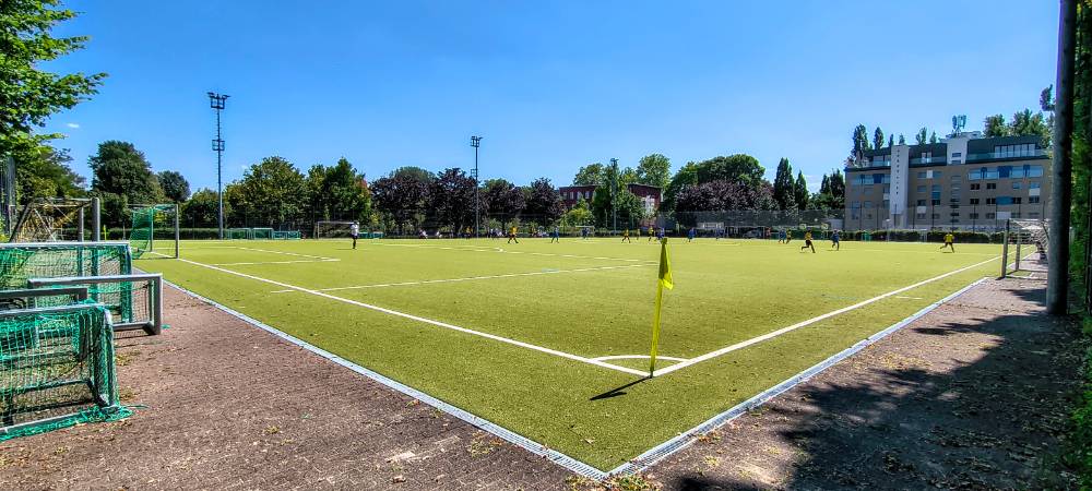 Sportplatz Alt-Stralau: BSV Victoria Friedrichshain – SG Blau-Weiß Friedrichshain