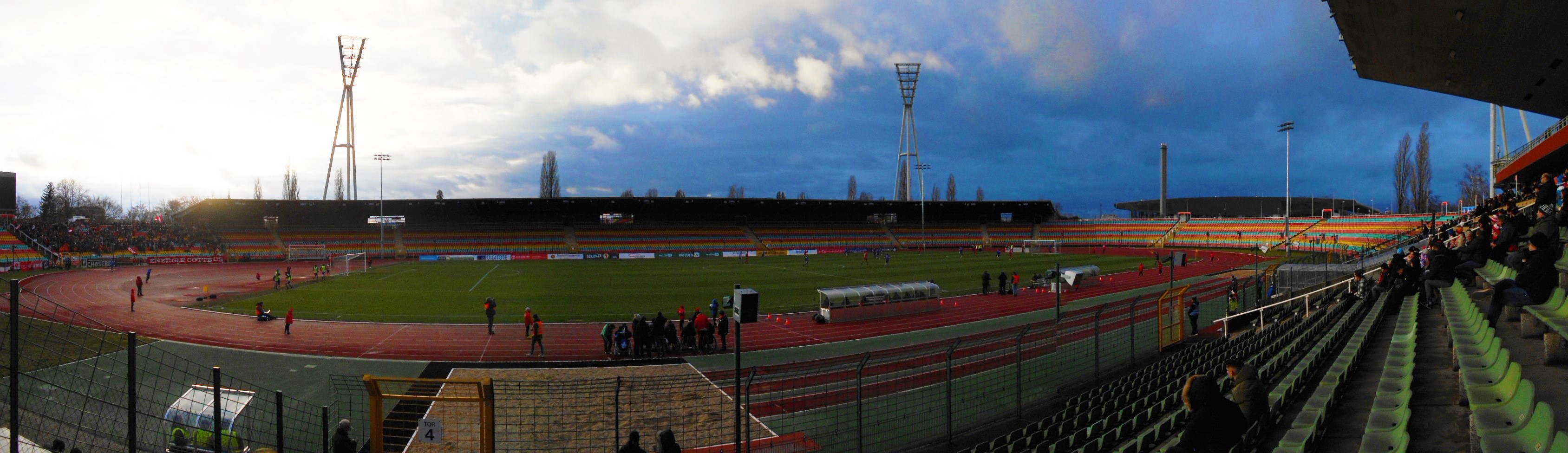 F.-L.-Jahn-Sportpark: VSG Altglienicke – FC Energie Cottbus