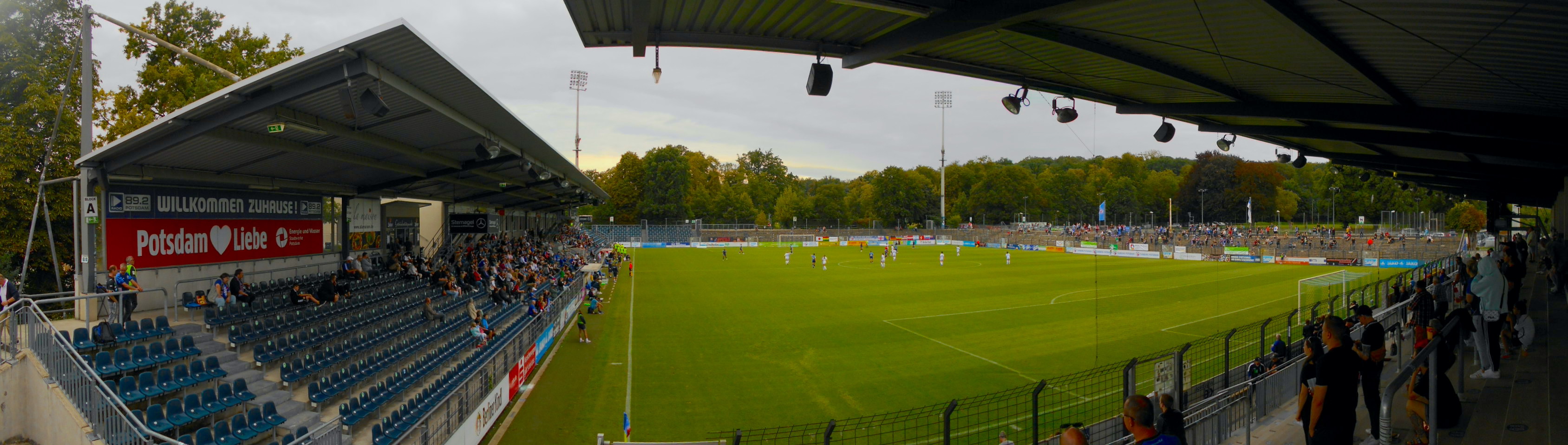 Karl-Liebknecht-Stadion: 1. FFC Turbine Potsdam – FC Carl Zeiss Jena