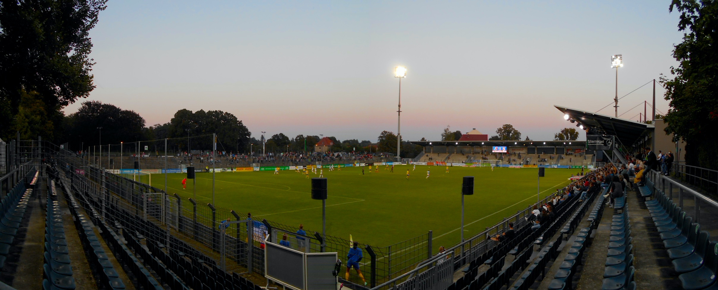 Karl-Liebknecht-Stadion: 1. FFC Turbine Potsdam – FC Carl Zeiss Jena