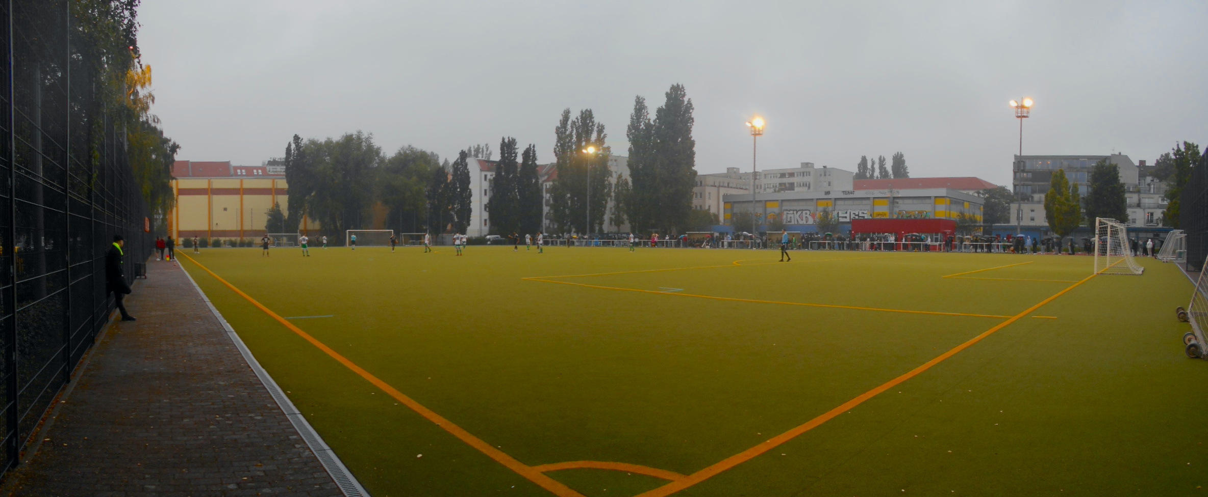 Kurt-Ritter-Sportplatz: SFC Friedrichshain – Delay Sports Berlin
