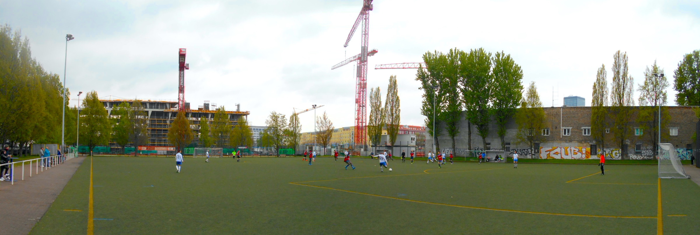 Laskersportplatz: SG Blau-Weiß Friedrichshain – Berliner SC Marzahn