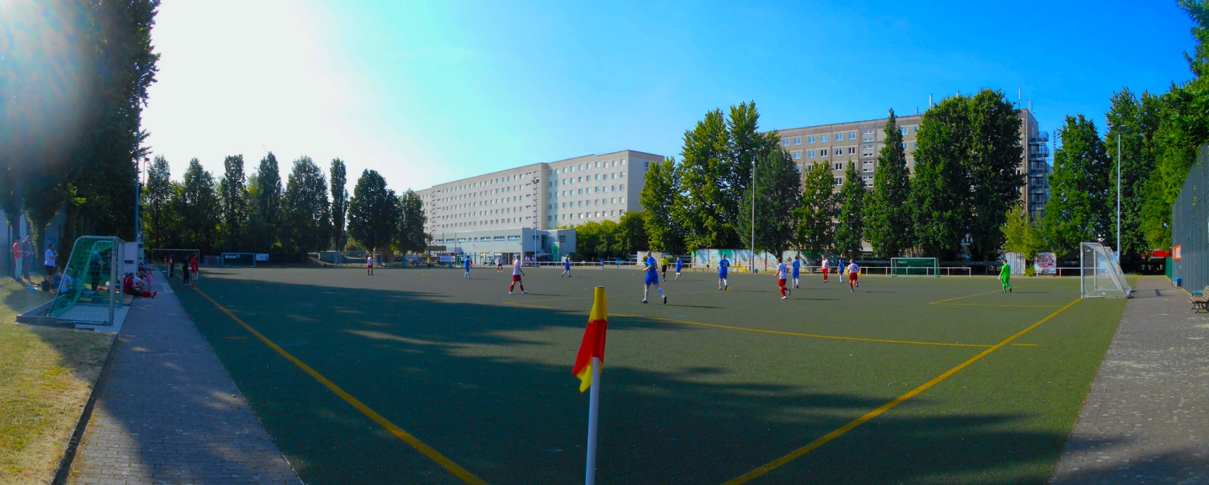 Laskersportplatz: SG Blau-Weiß Friedrichshain II – Adlershofer BC 08 II