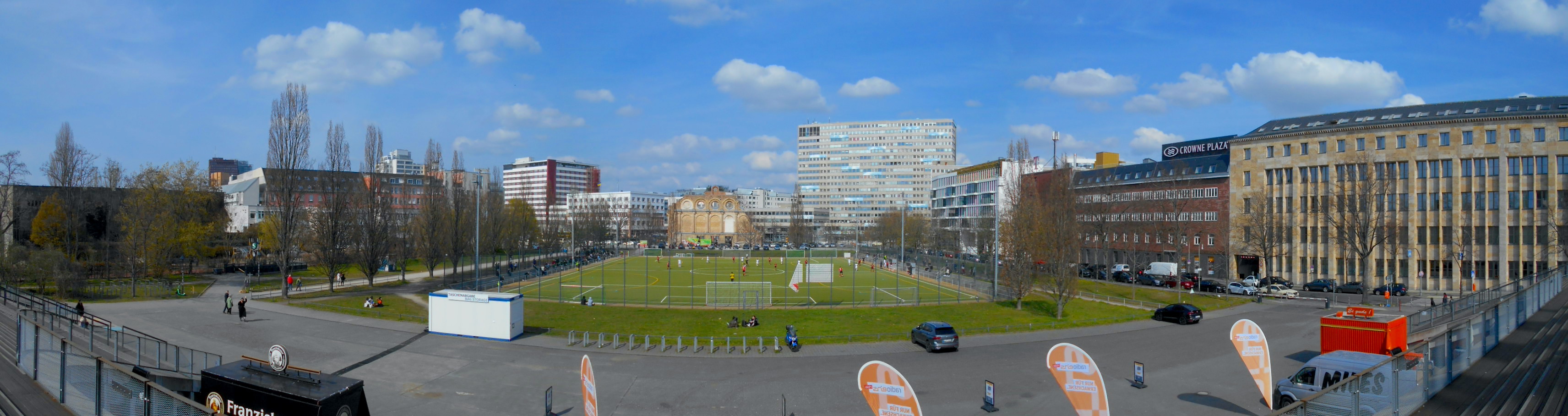 Lilli-Henoch-Sportplatz: Berliner SV Al-Dersimspor – Berlin Türkspor 1965