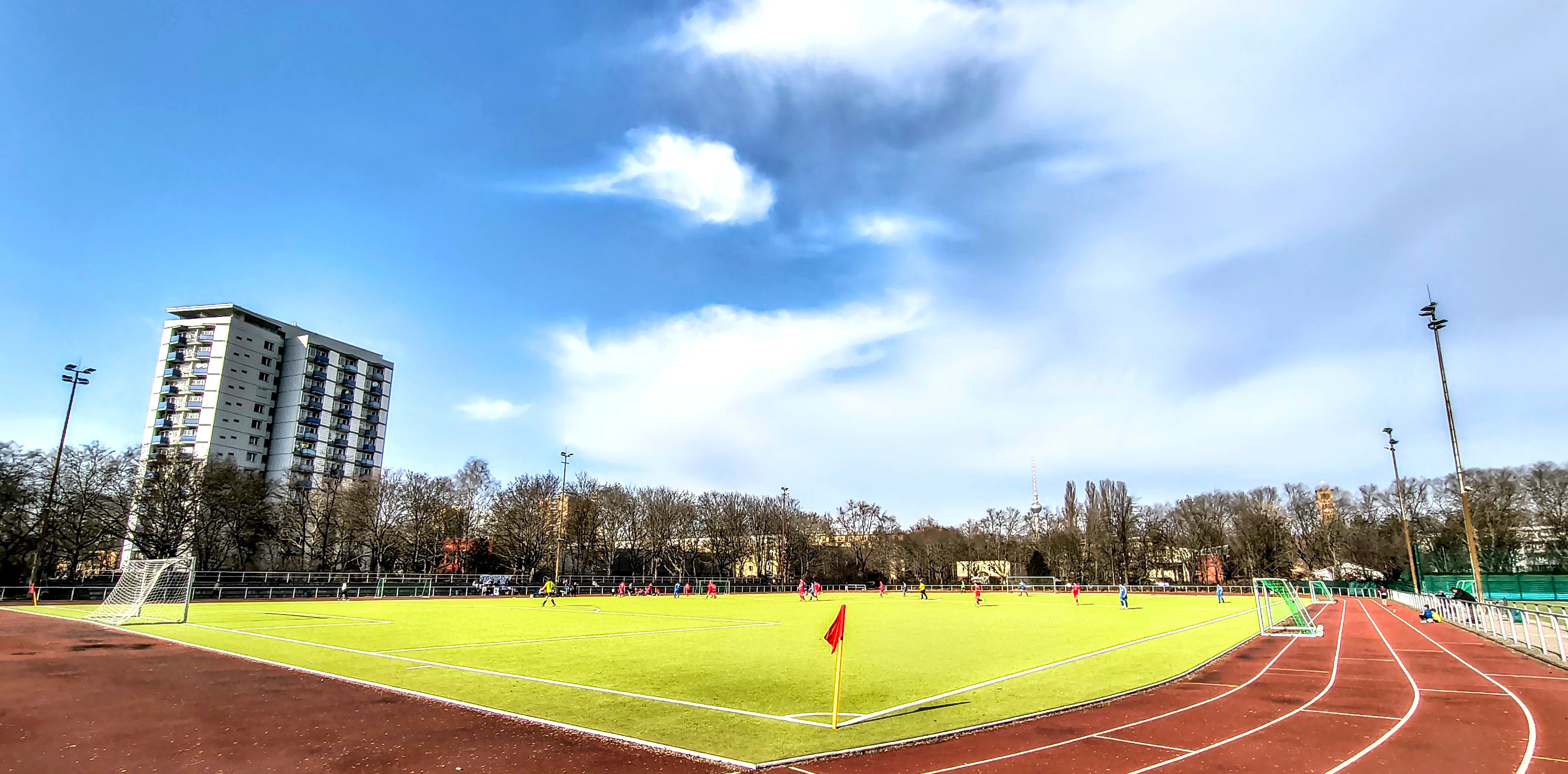 Lobecksportplatz: SG Blau-Weiß Friedrichshain – FC Hertha 03 Zehlendorf IV