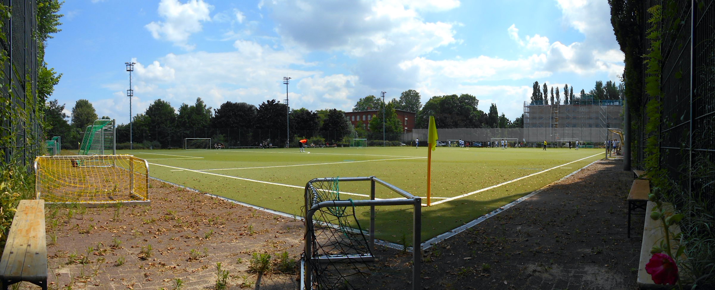 Sportplatz Alt-Stralau: BSV Victoria 90 Friedrichshain – SG Blau-Weiß Friedrichshain