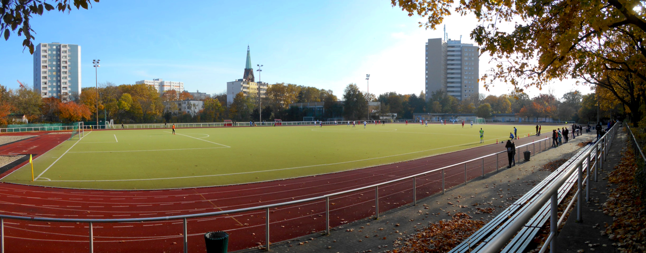 Sportplatz Lobeckstraße: SG Blau-Weiß Friedrichshain – Berliner FC Südring