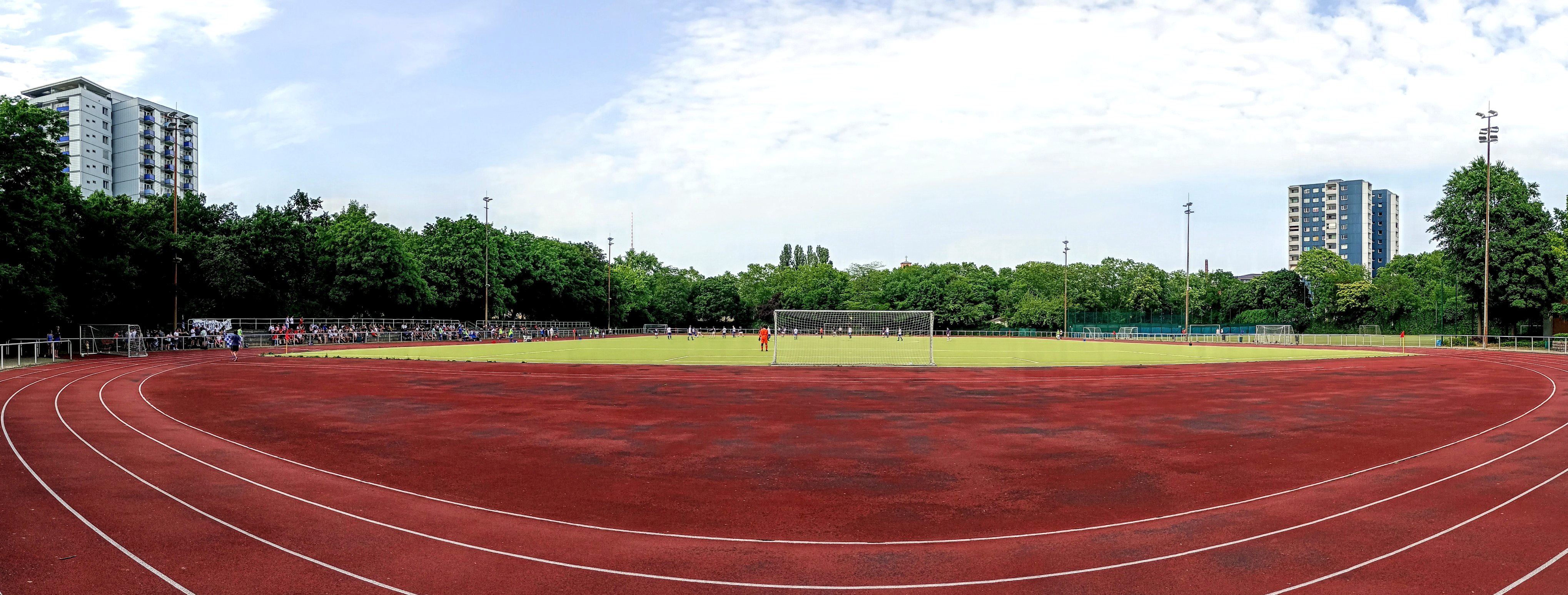 Sportplatz Lobeckstraße: SG Blau-Weiß Friedrichshain II – Berlin Lions FC II