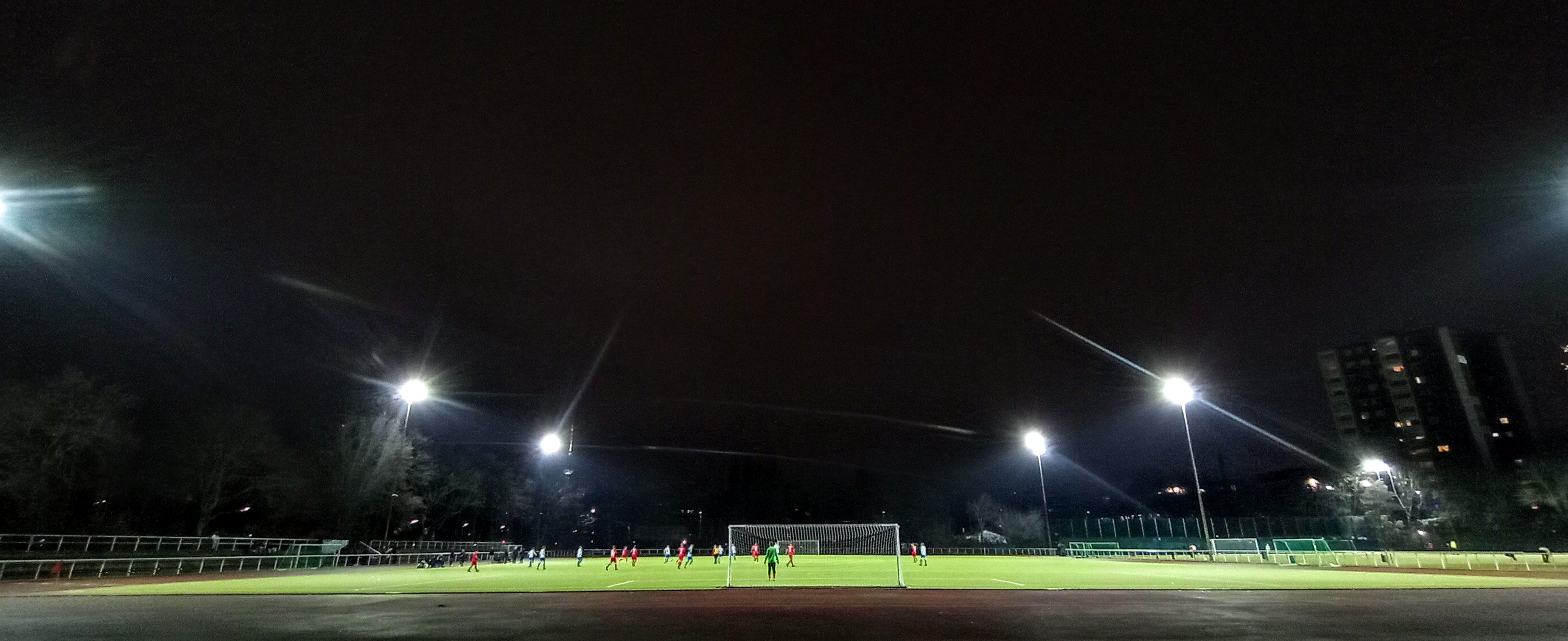 Sportplatz Lobeckstraße: SG Blau-Weiß Friedrichshain II – SpVgg Tiergarten II