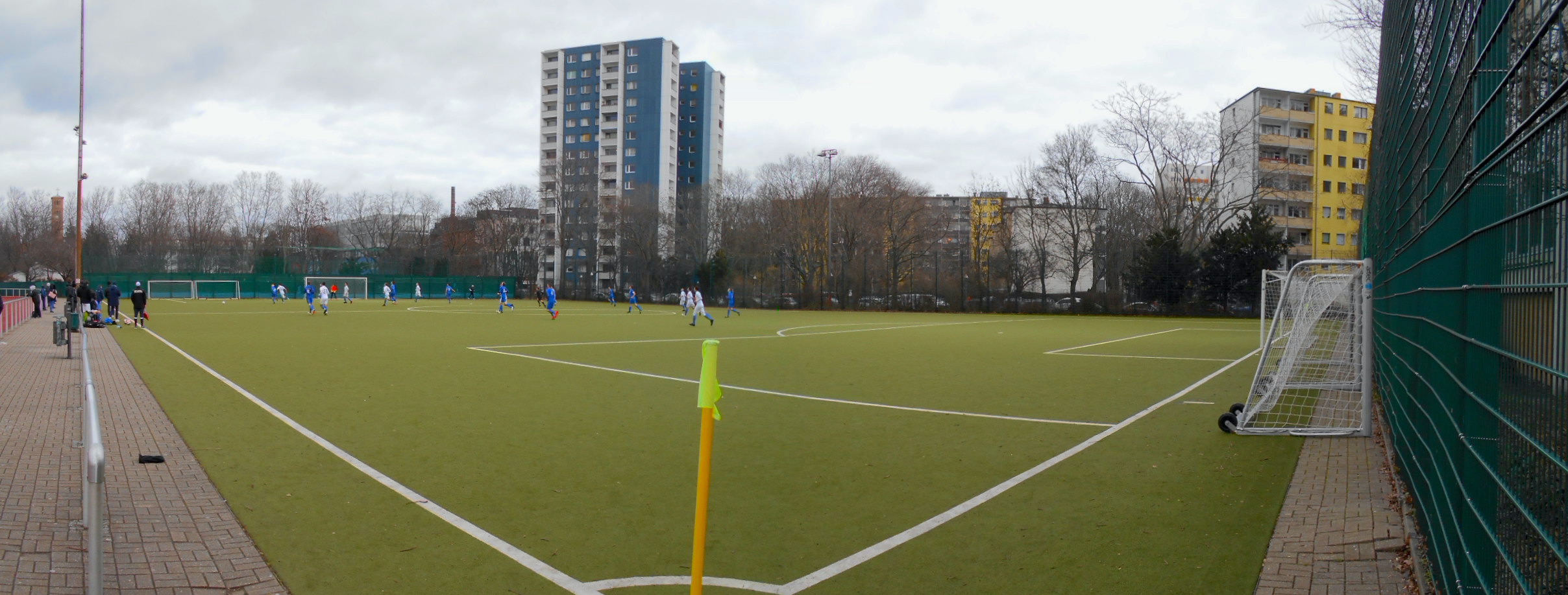 Sportplatz Lobeckstraße: SG Blau-Weiß Friedrichshain – SSV Köpenick-Oberspree