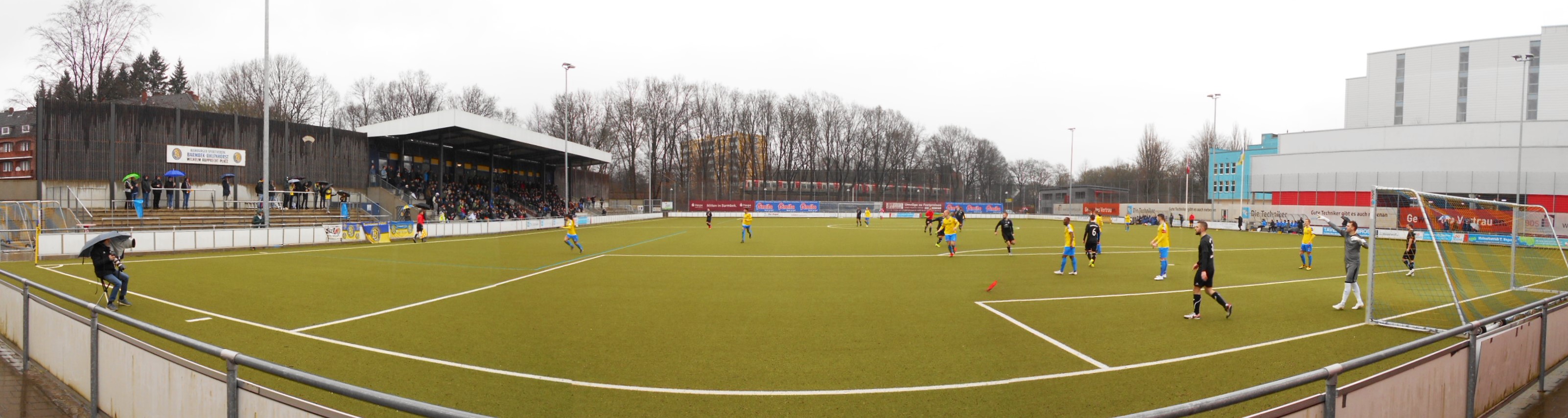 Stadion an der Dieselstraße: Hamburger SV Barmbek-Uhlenhorst – Bramfelder SV