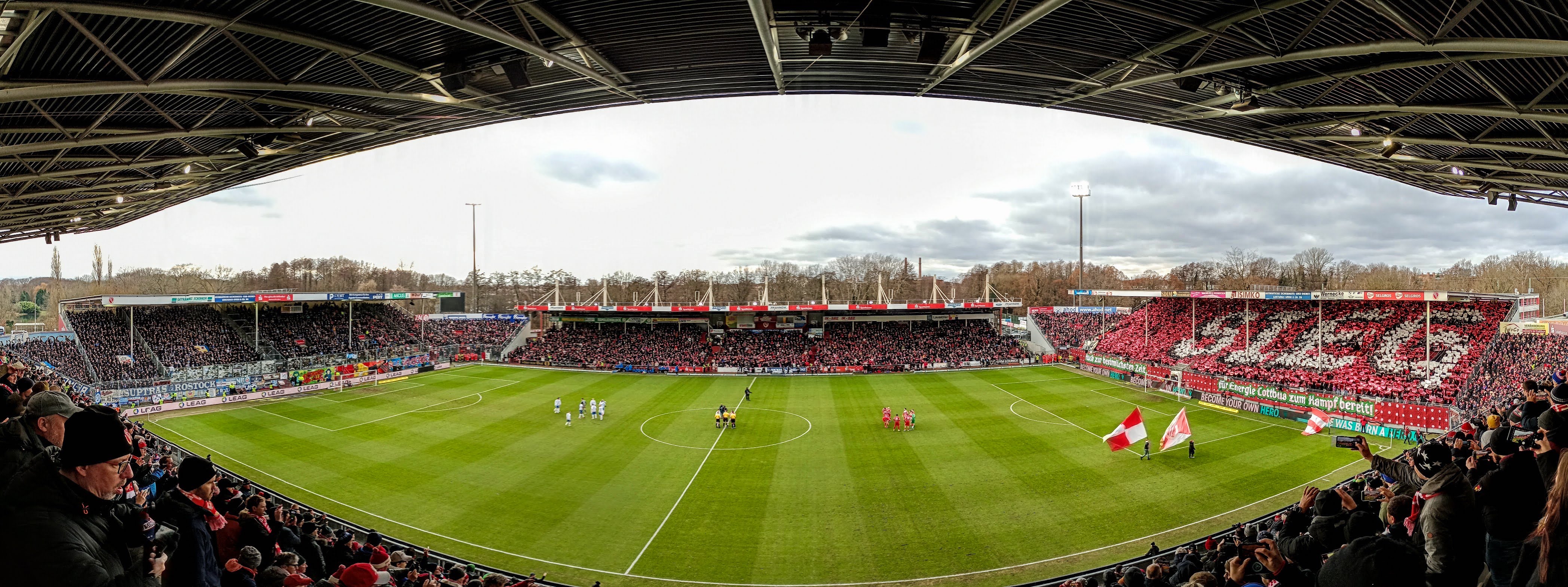Stadion der Freundschaft: FC Energie Cottbus – FC Hansa Rostock