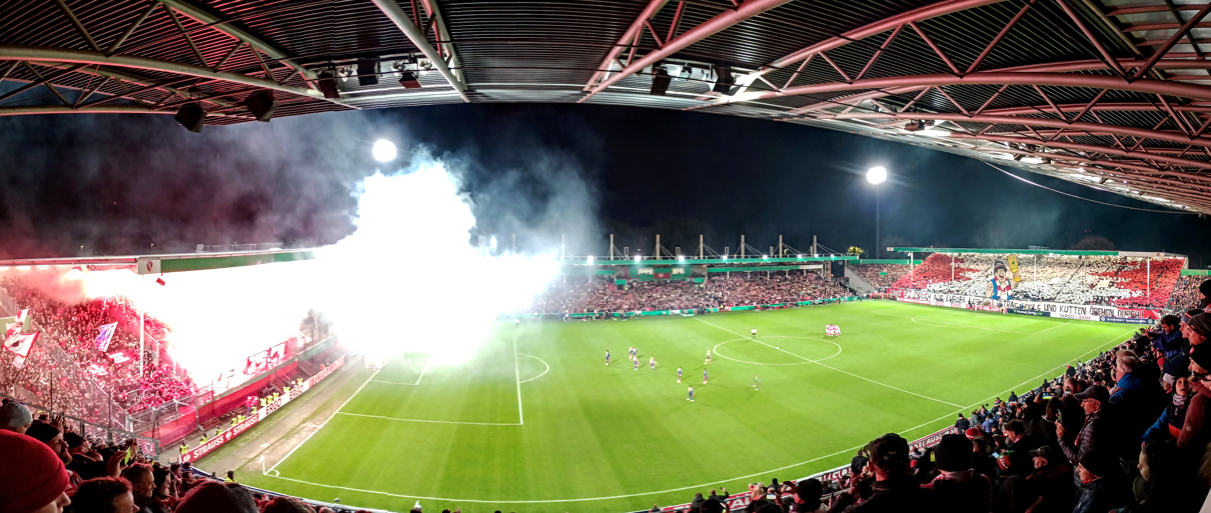 Stadion der Freundschaft: FC Energie Cottbus – Rasenballsport Leipzig