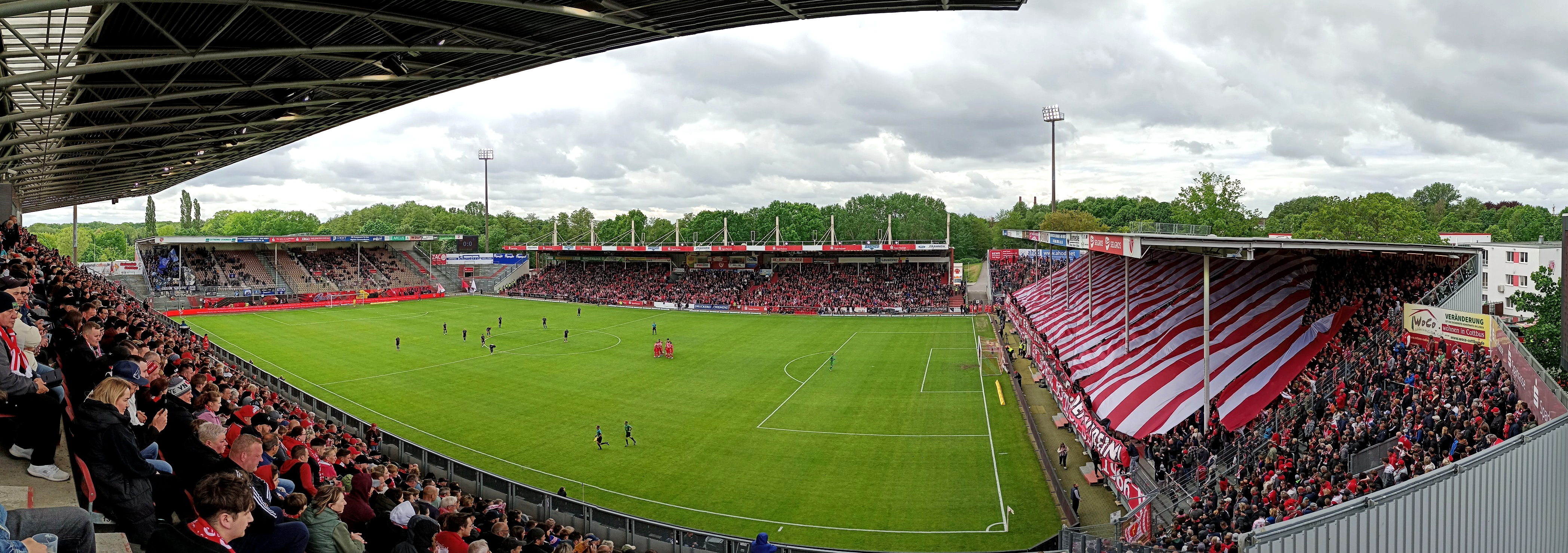 Stadion der Freundschaft: FC Energie Cottbus – SV Waldhof Mannheim