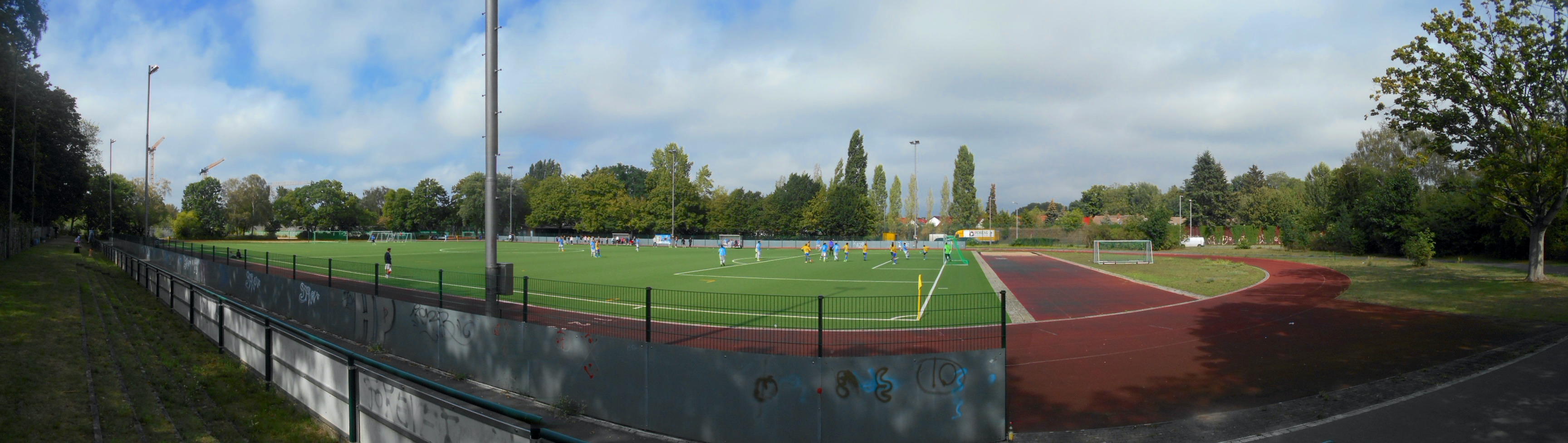 Stadion Haselhorst: NewTeam Berlin – Berliner SC Comet