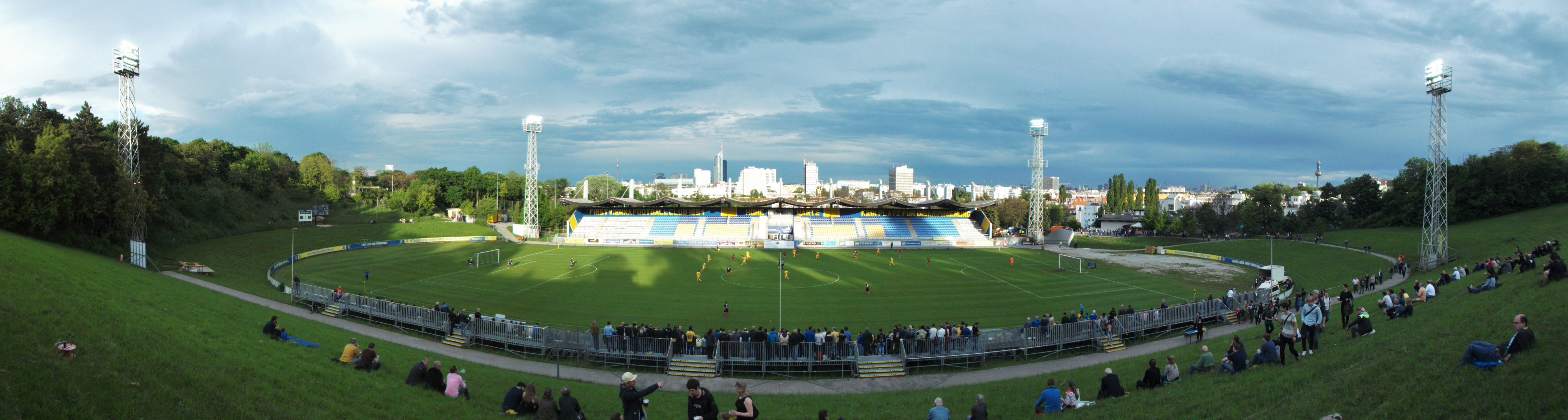 Stadion Hohe Warte: First Vienna FC – SC Mannsdorf