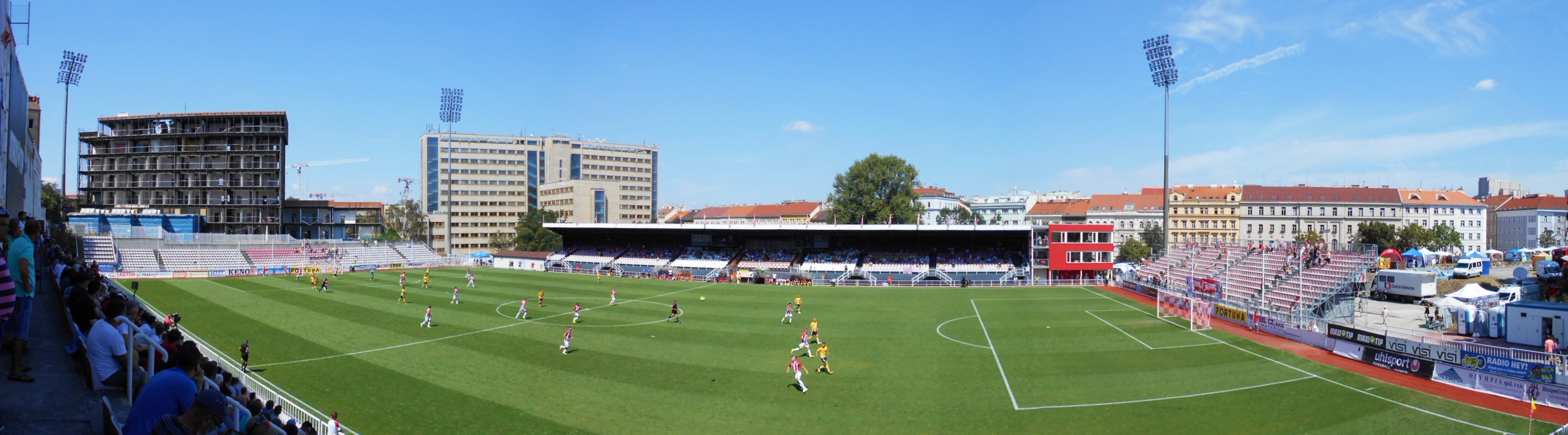 Stadion Viktoria: FK Viktoria Žižkov – SK Dynamo České Budějovice
