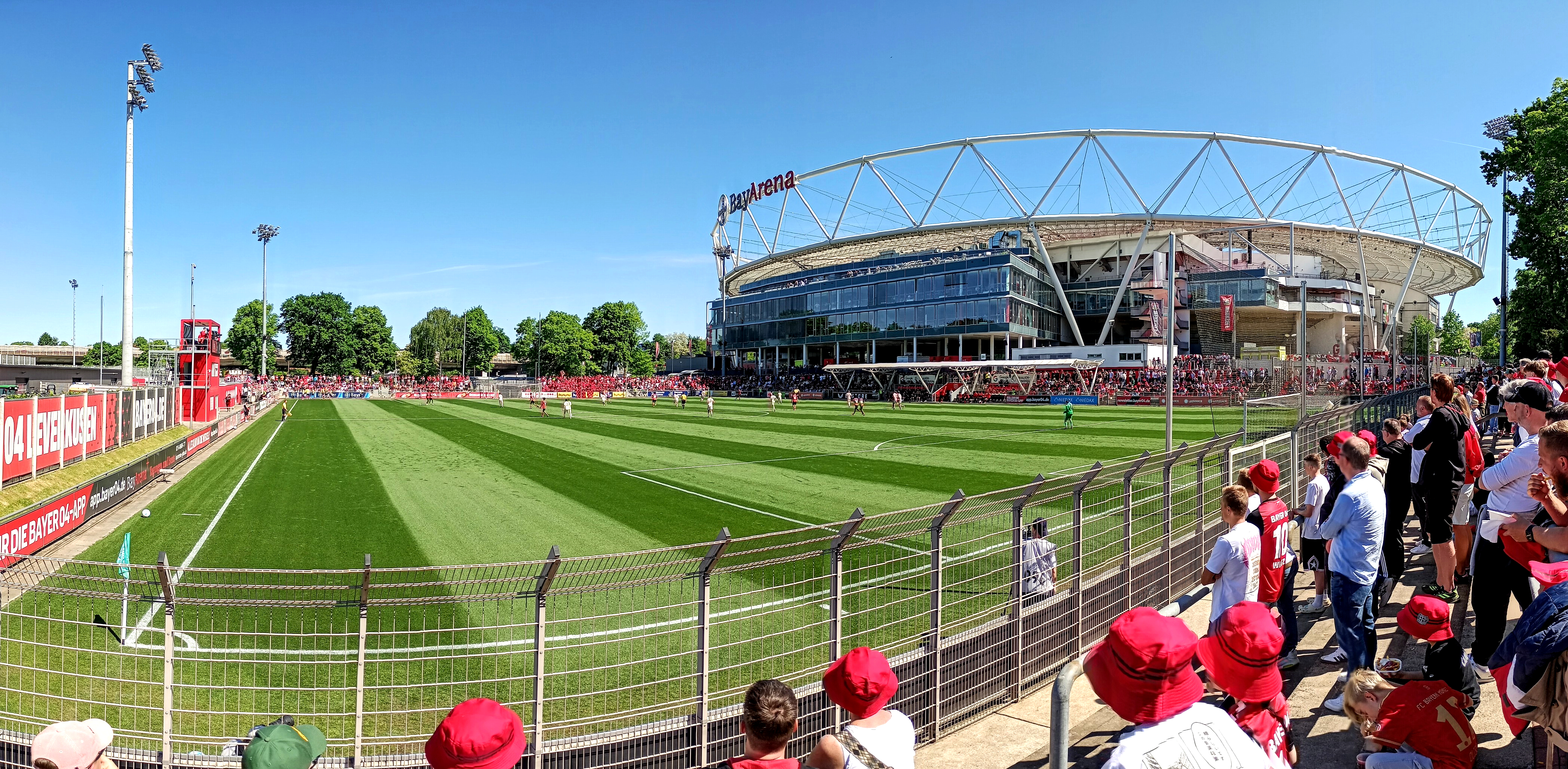 Ulrich-Haberland-Stadion: TSV Bayer 04 Leverkusen – FC Bayern München