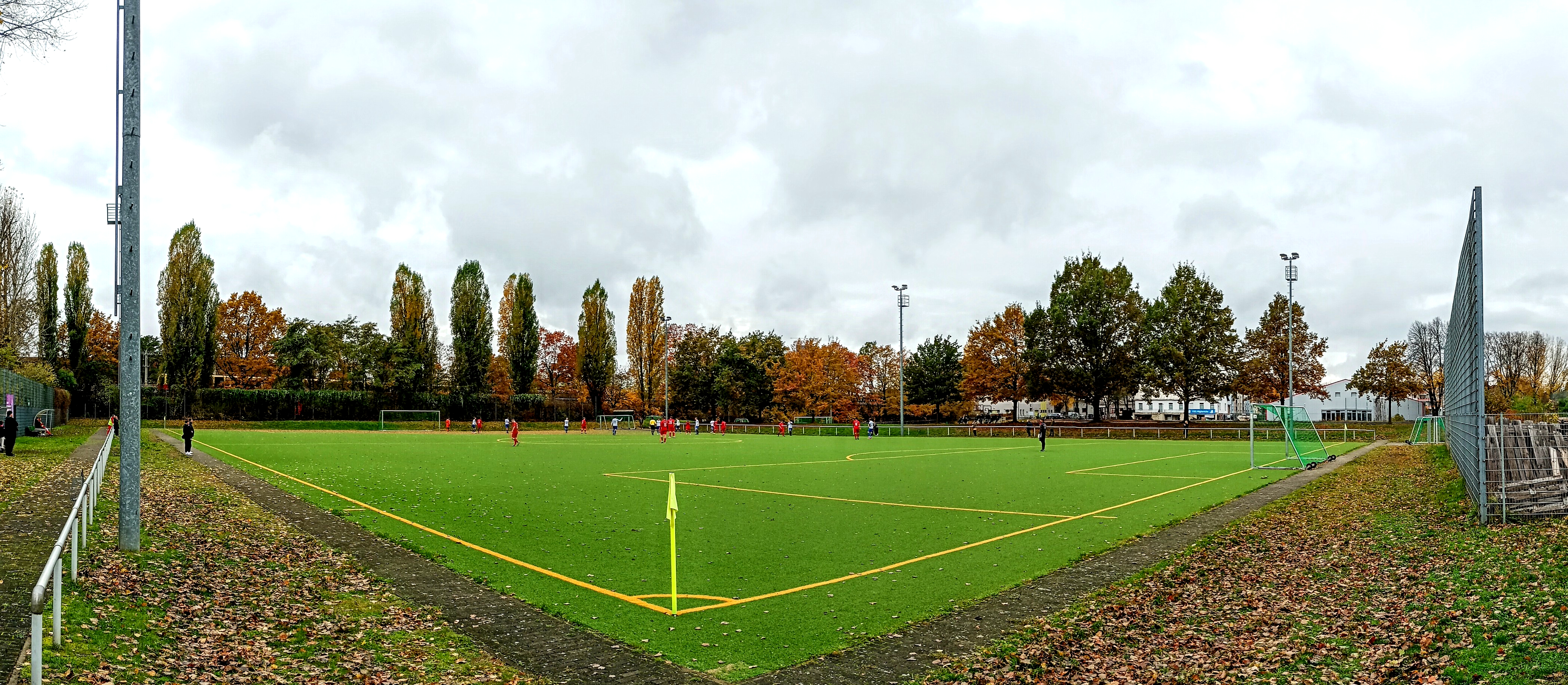 Willi-Sänger-Sportanlage: FC Treptow – SG Blau-Weiß Friedrichshain II