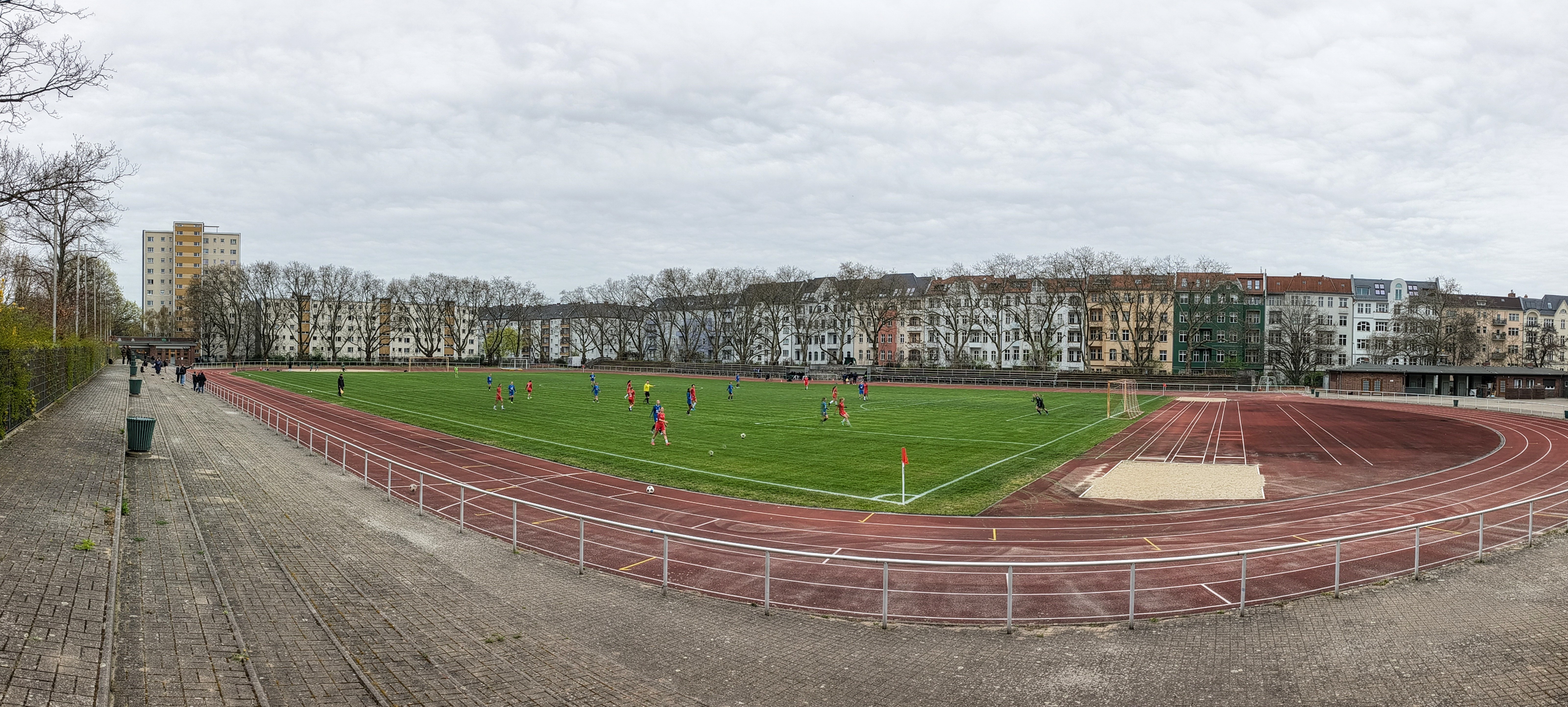 Willy-Kressmann-Stadion: Türkiyemspor Berlin 1978 U23 – FC Internationale Berlin